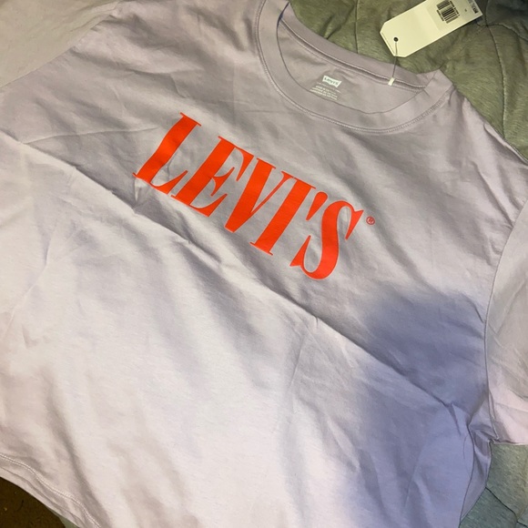 Levis Pink Crop T-Shirt - Picture 1 of 4